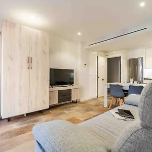 Dr28 A 250 M De La Playa Apartamento