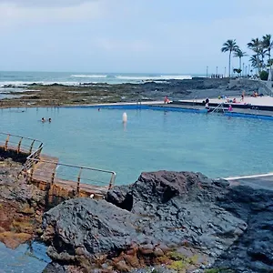 https://vivienda-vacacional-el-roquete.in-canary-islands.com